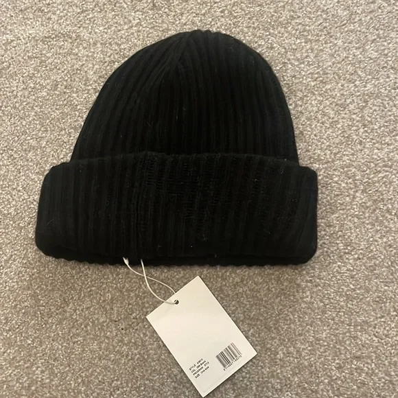 Ganni NWOT Black Rib Knit Beanie - Picture 5 of 5